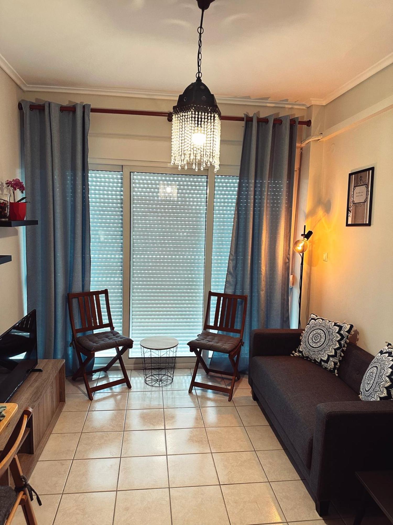 Homely Flat Near Airport เทสซาโลนิกิ ภายนอก รูปภาพ