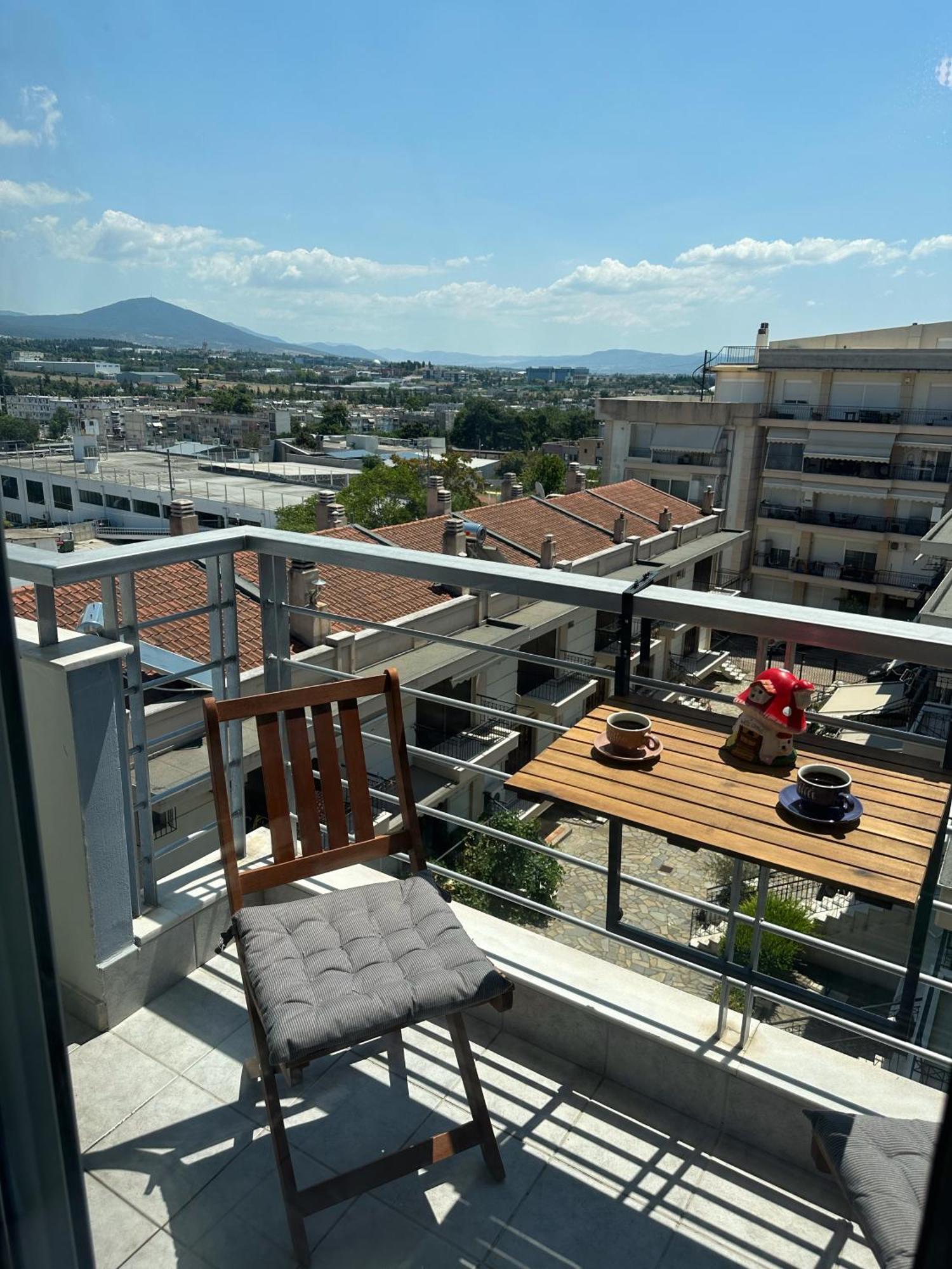 Homely Flat Near Airport เทสซาโลนิกิ ภายนอก รูปภาพ