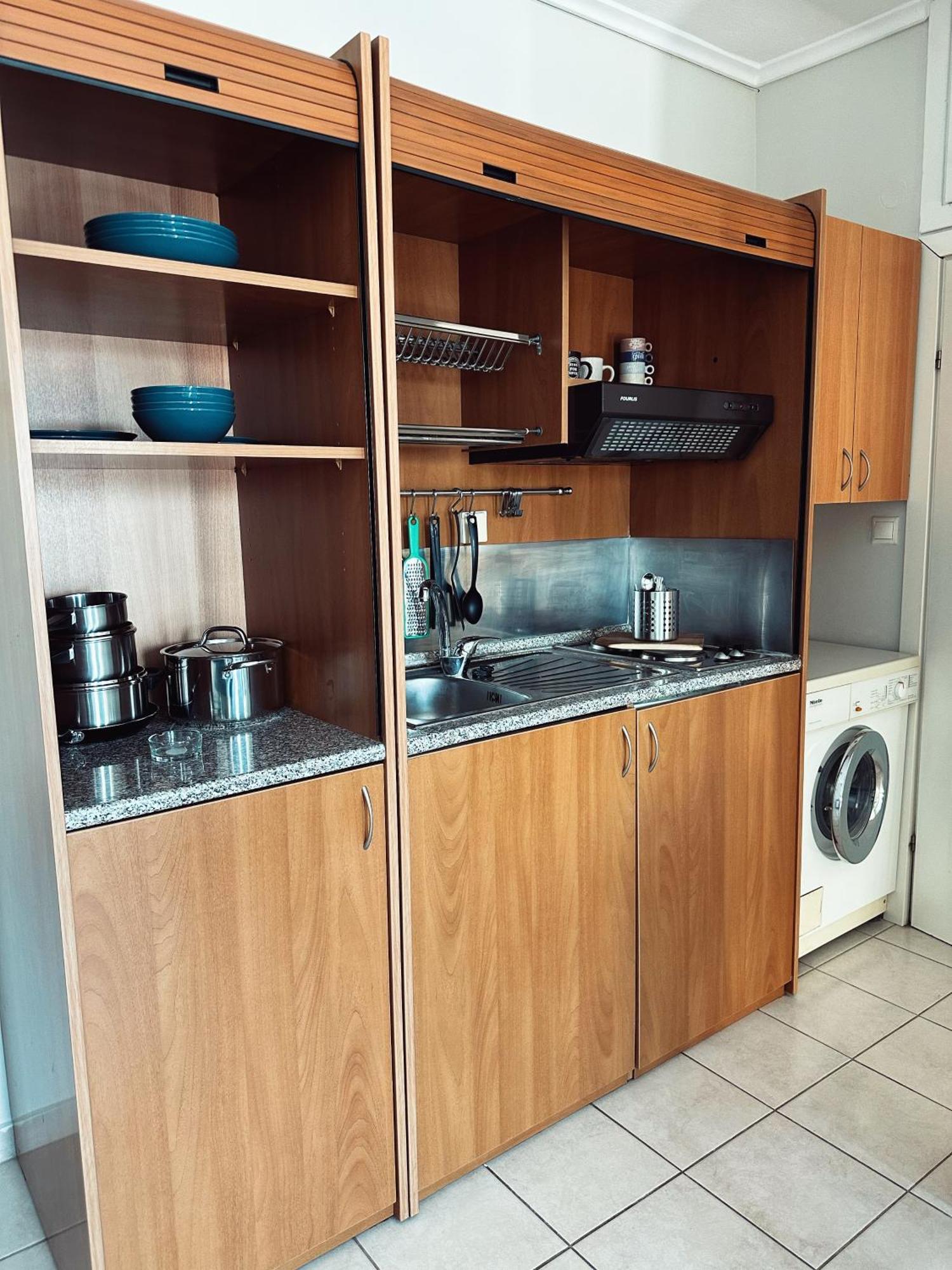 Homely Flat Near Airport เทสซาโลนิกิ ภายนอก รูปภาพ